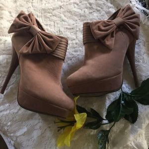 Herstyle Tan Heeled Ankle Boots